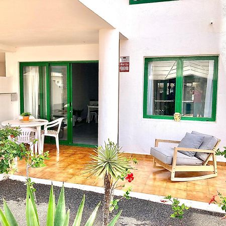 Ground Floor Apartment With Pool, Next To The Beach Costa Teguise Bagian luar foto