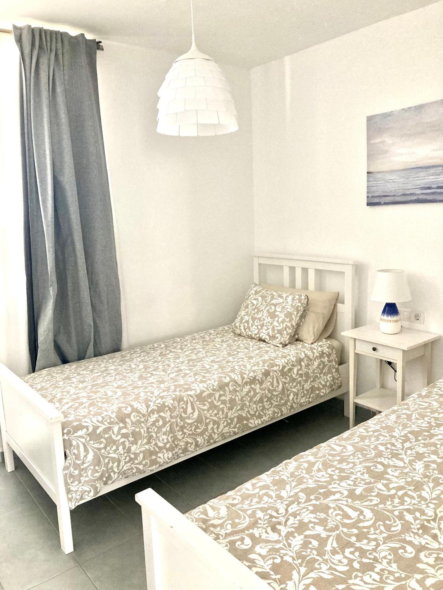 Ground Floor Apartment With Pool, Next To The Beach Costa Teguise Bagian luar foto